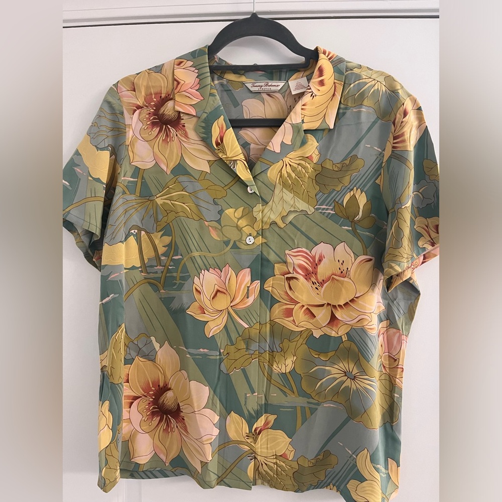 Tommy Bahama Silk Blend Women’s shirt